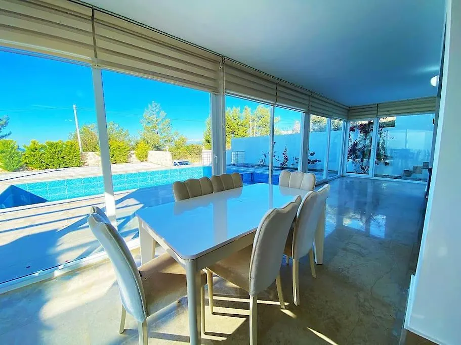 Villa Paris A Villa, Oezel Havuzlu, Fethiye