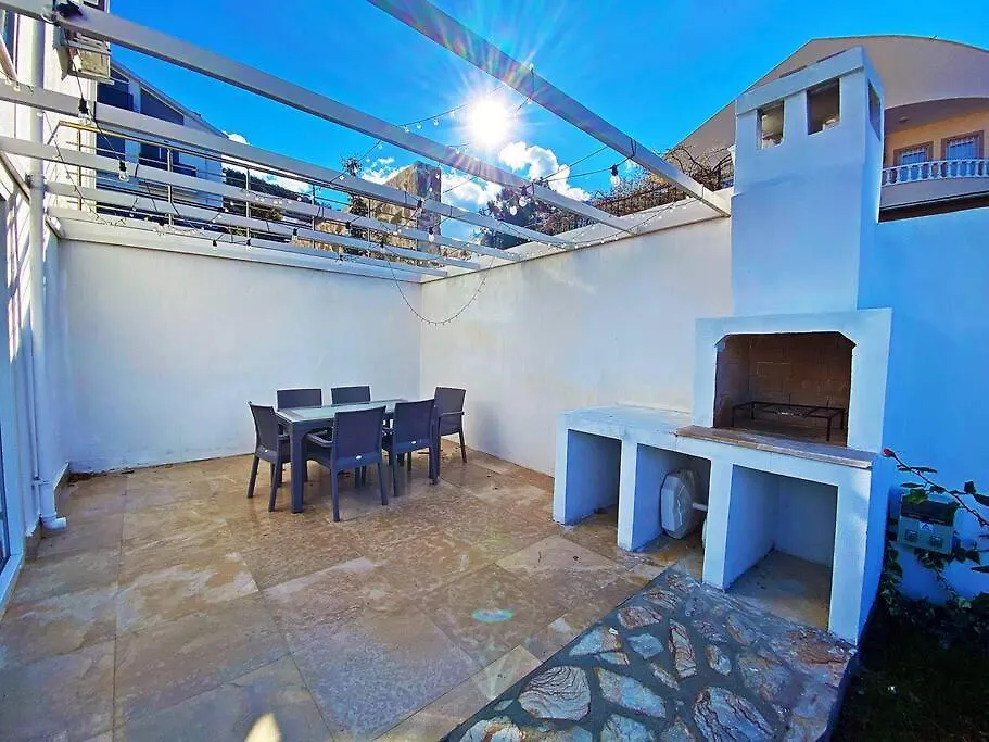Paris A Villa, Oezel Havuzlu, Fethiye 0*,