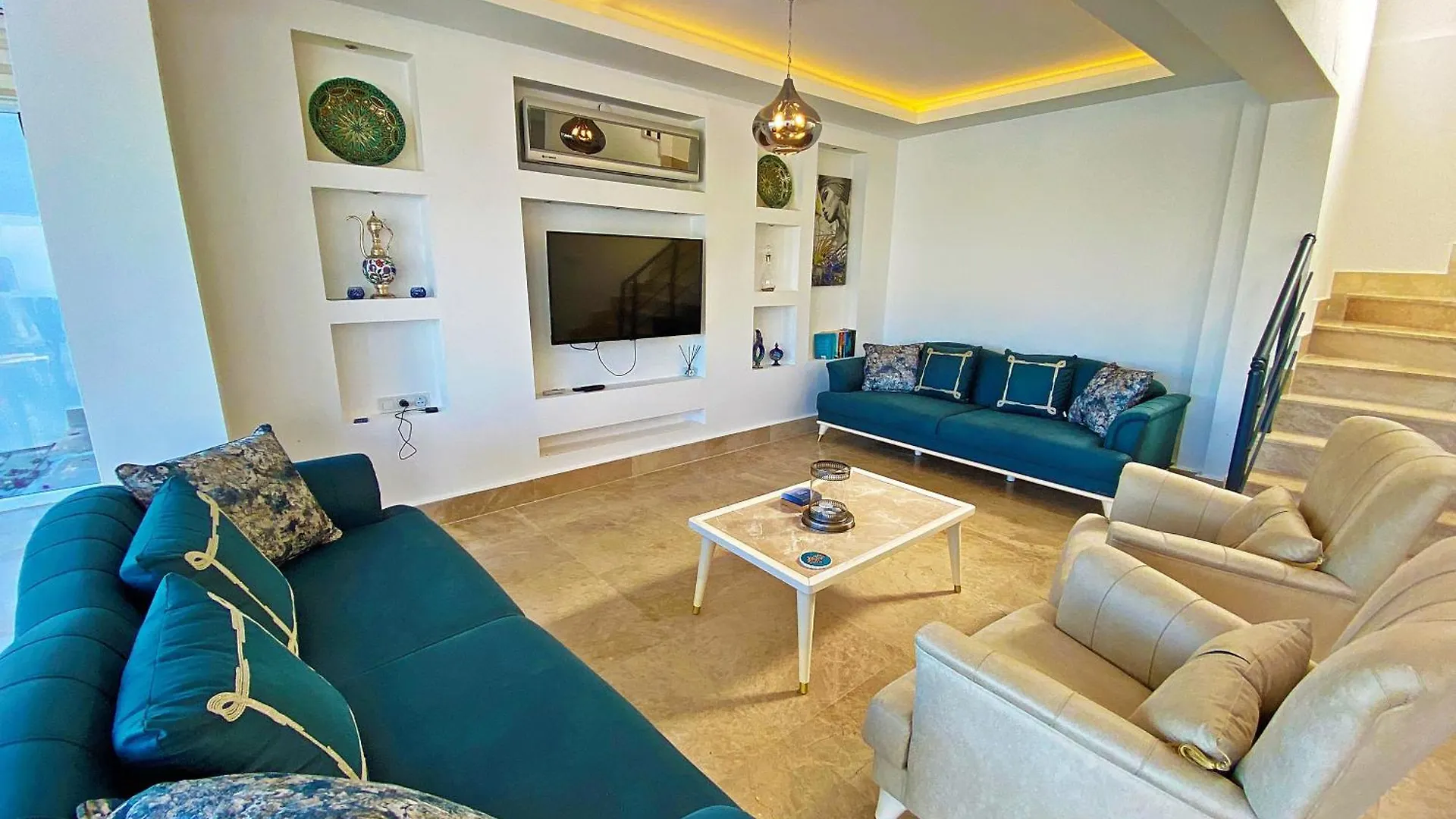 Paris A Villa, Oezel Havuzlu, Fethiye