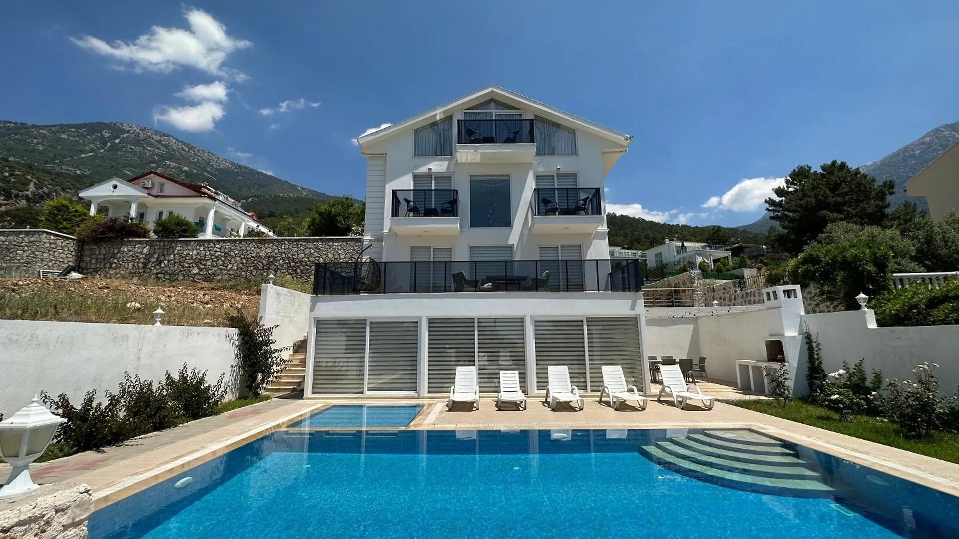 Paris A Villa, Oezel Havuzlu, Fethiye